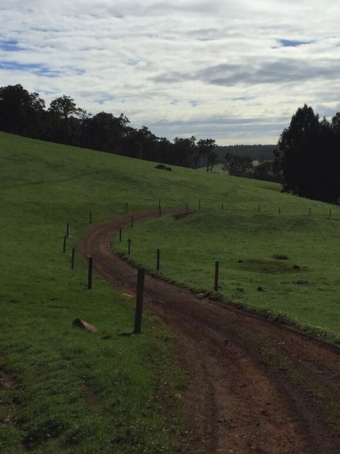 Atina Rocks Country Homestead - Dentists Australia 1