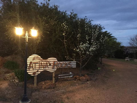 Atina Rocks Country Homestead - Dentists Australia 2
