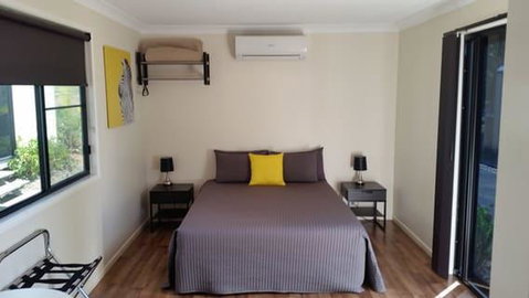 Augathella Palms Motel - Dentists Australia 3