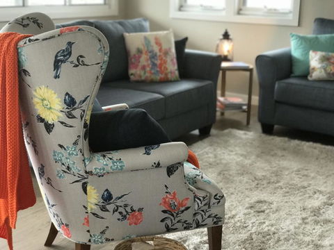 Autumn Home - Our Place At Bright - Dentist Find 3