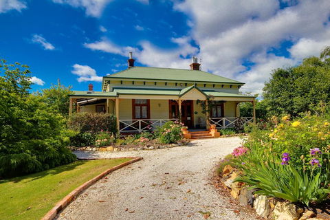 B & B At Winterbrook - Dentist Find 0