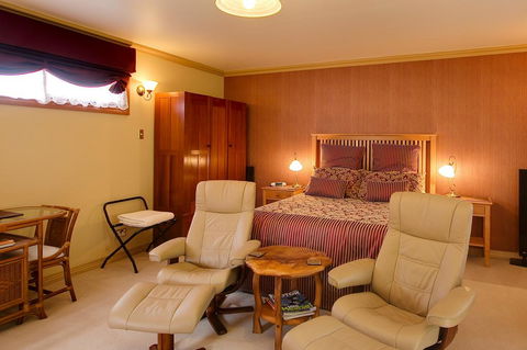 B & B At Winterbrook - Dentist Find 1