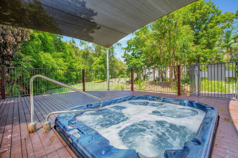 Baden 35 - Rainbow Shores, Walk To Beach, Pools, Tennis Court - Dentist Find 3