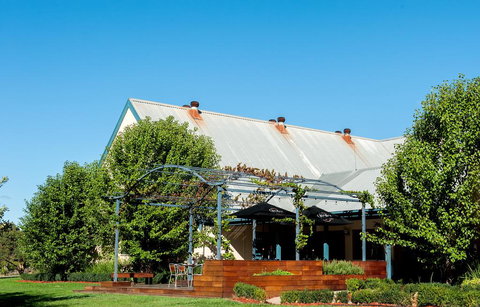 Balgownie Estate Winery Retreat & Restaurant - Dentist Find 2