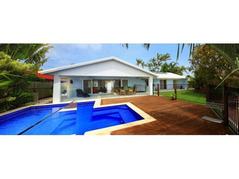 Balyarta 38 - 4 BDRM Canal Home With Pool - Dentist Search 0