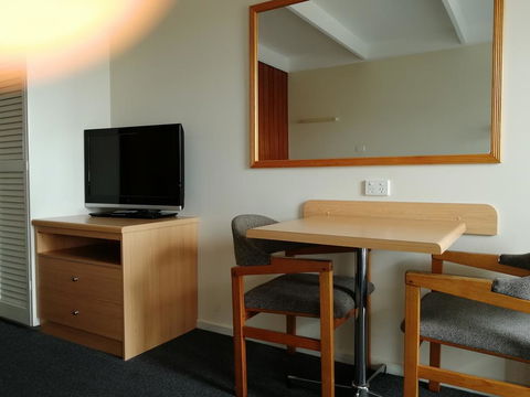 Banjo Paterson Motor Inn - Dentist Find 1