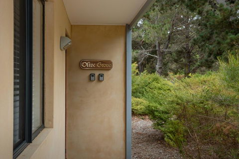 Banksia @ Cosy Corner - Dentist Find 2