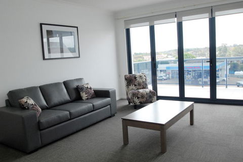 Banna Suites Apartments - Dentist Search 3
