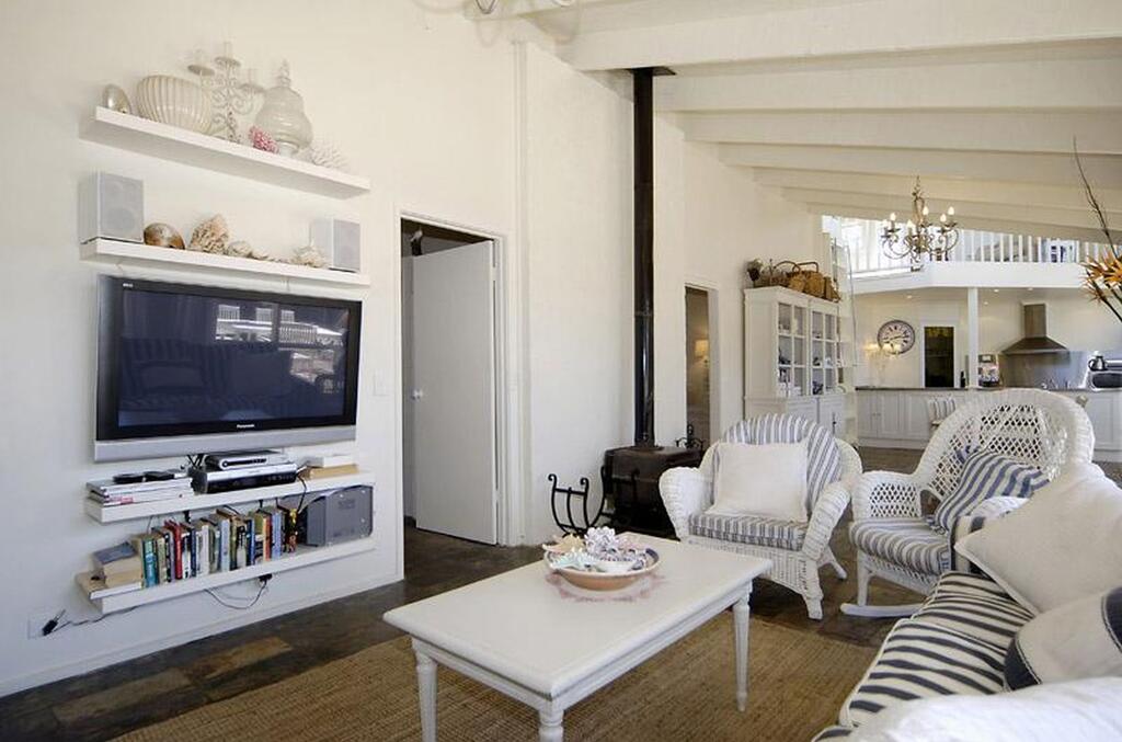 Barnett Place 6