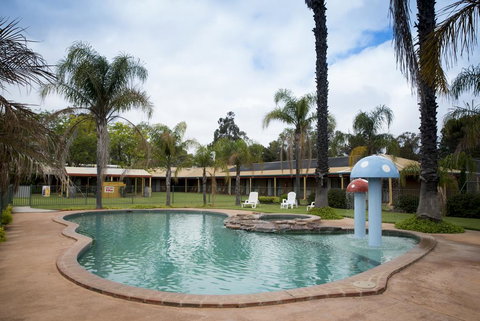 Barooga Country Inn Motel - Dentist Search 0