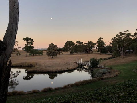 Barunah Plains Homestead - 10 Bedrooms - Sleeps 22 - Dentist Find 1