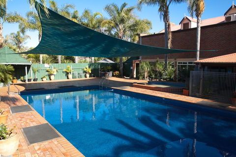 Batemans Bay Marina Resort - Dentist Find 2