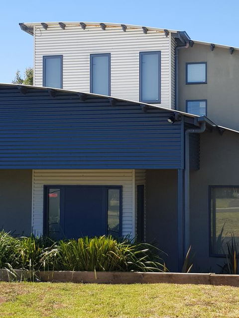 Bay Breeze Holiday Home - Dentist Find 2
