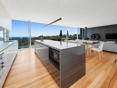 Bay Vista - Amazing Bay Views With The Beach At Your Doorstop! - Dentist Find 2