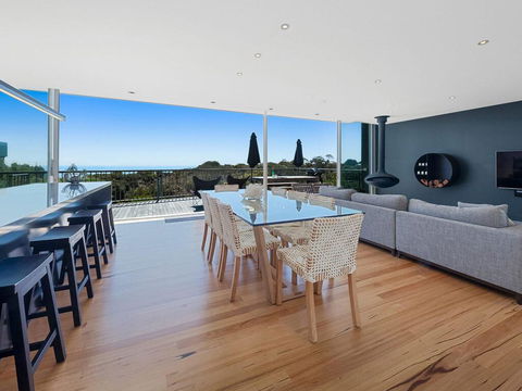 Bay Vista - Amazing Bay Views With The Beach At Your Doorstop! - Dentist Find 1