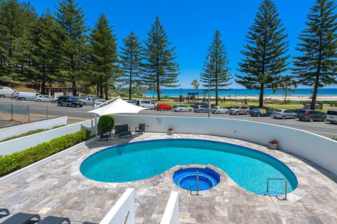Bayview Apartments Rainbow Bay - Dentist Find 1