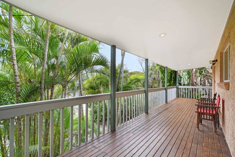 Beach Affair - 10 Callitris Crescent - Dentist Search 3
