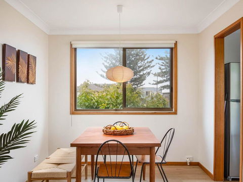 Beach Breeze - Dentist Find 1