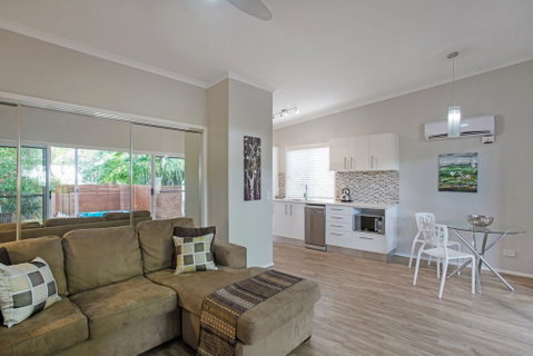 Beach Cottage On Cassia Avenue, Central Coolum Beach - Dentist Search 3