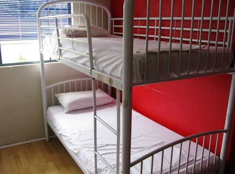 Beach Hostel Mooloolaba - Dentist Find 1