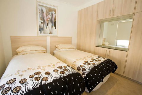 Beach House Apartments - Dentist Search 3