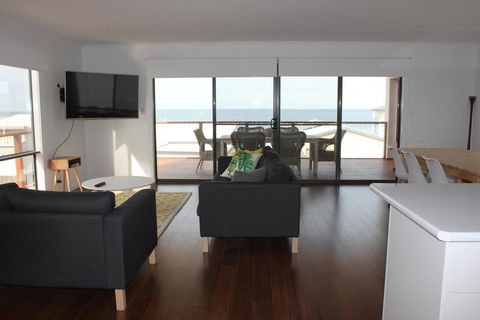 Beach House At Arno - Dentist Search 2