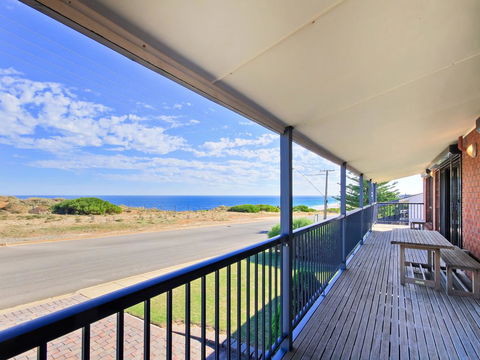 Beach House At Moana - Dentist Search 0