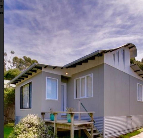 Beach House Getaway 1 - Dentist Search 0