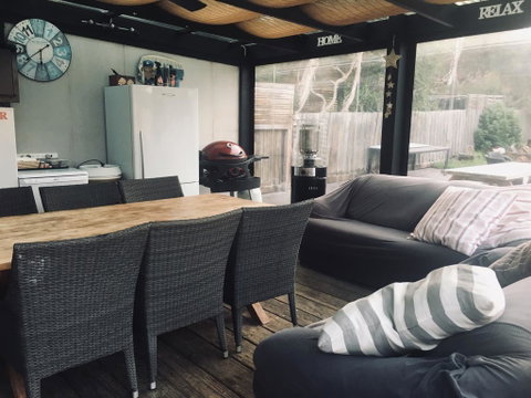 Beach House Getaway 1 - Dentist Search 2