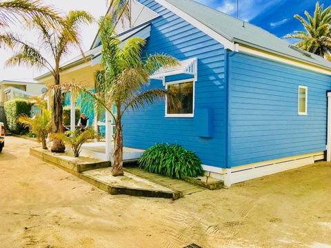 Beach Life - Dentist Find 1