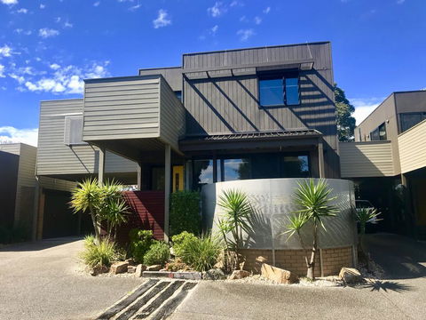 Beach Retreat Townhouse - Dentists Australia 0