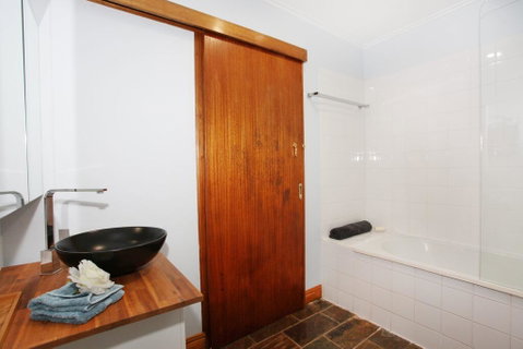 BEACH, SHOPS & FABULOUS VACATION HOME! - Dentist Search 2