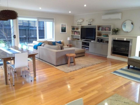 Beachcomber - Dentists Australia 1