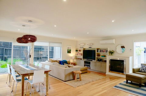 Beachcomber - Dentists Australia 0