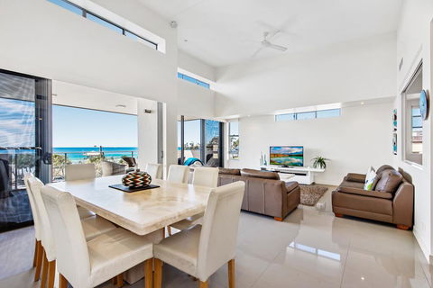 Beaches On Maroochy 1 Beach Parade - Dentist Find 1