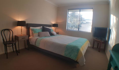 Beachfields Guest House Busselton - Dentist Find 1