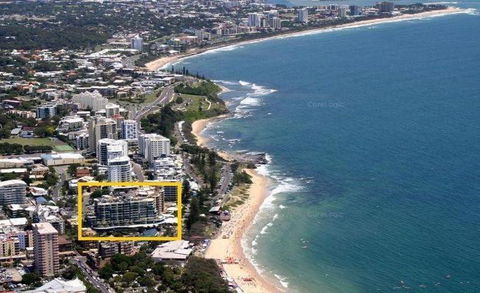Beachfront Mooloolaba Apartment - Dentist Find 0