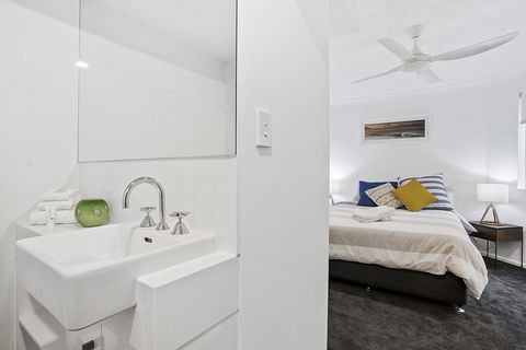 Beachhaven 1 @ Clarkes Beach - Dentist Find 3