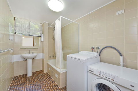 Beachpark 33 58 Pacific Drive - Dentist Find 2