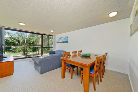 Beachpark 33 58 Pacific Drive - Dentist Find 1