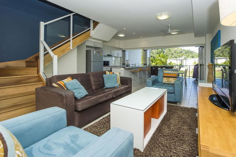 Beachside Apartment 13 - Dentist Find 0