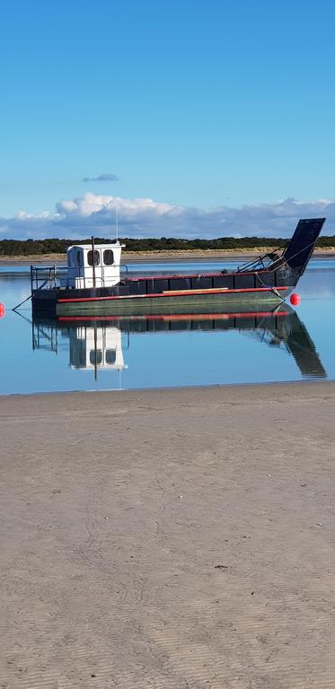 Beachside Retreat West Inlet - Dentist Find 1