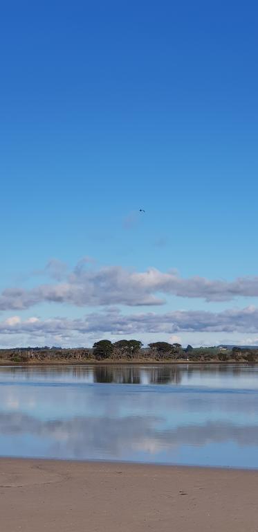 Beachside Retreat West Inlet - Dentist Find 3