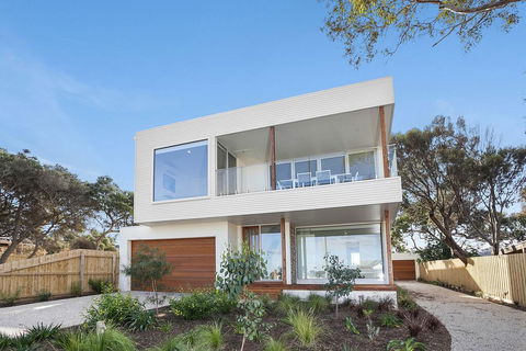 Beales Bliss 6a - Dentist Search 0