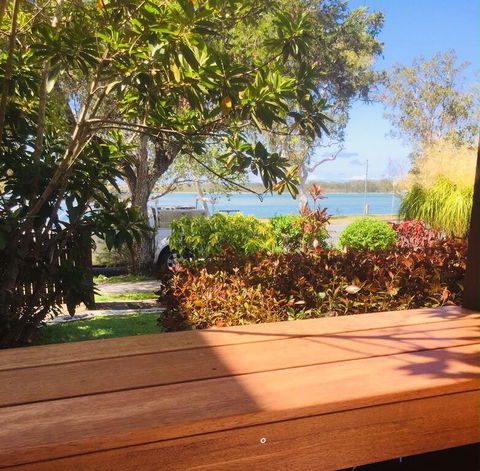 Beautiful Maroochy River Villa - Dentist Find 0