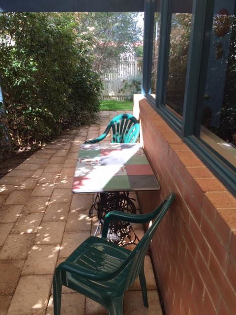 Beautiful Retreat By The Beach - 1 Lecaille Court - Dentist Find 1