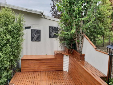 Beauty Point - Hosted By: L'Abode Accommodation - Dentist Find 1