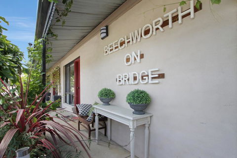 Beechworth On Bridge Motel - Dentist Find 0