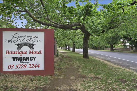 Beechworth On Bridge Motel - Dentist Find 3