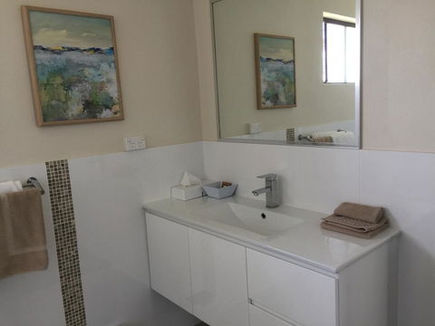 Bega Village Motor Inn - Dentist Find 3